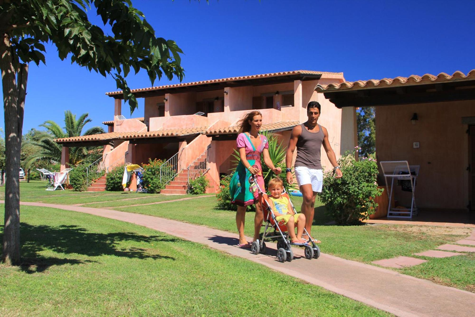 Rey beach Club Monte Nai Exterior foto