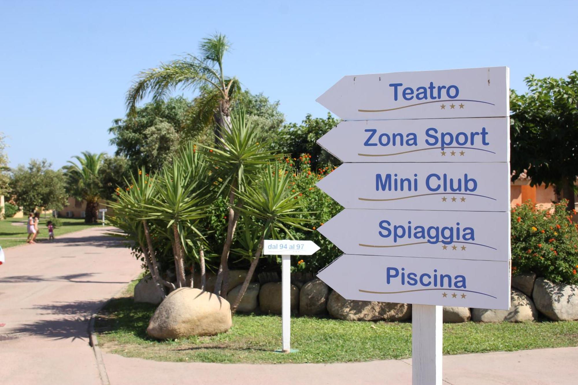 Rey beach Club Monte Nai Exterior foto
