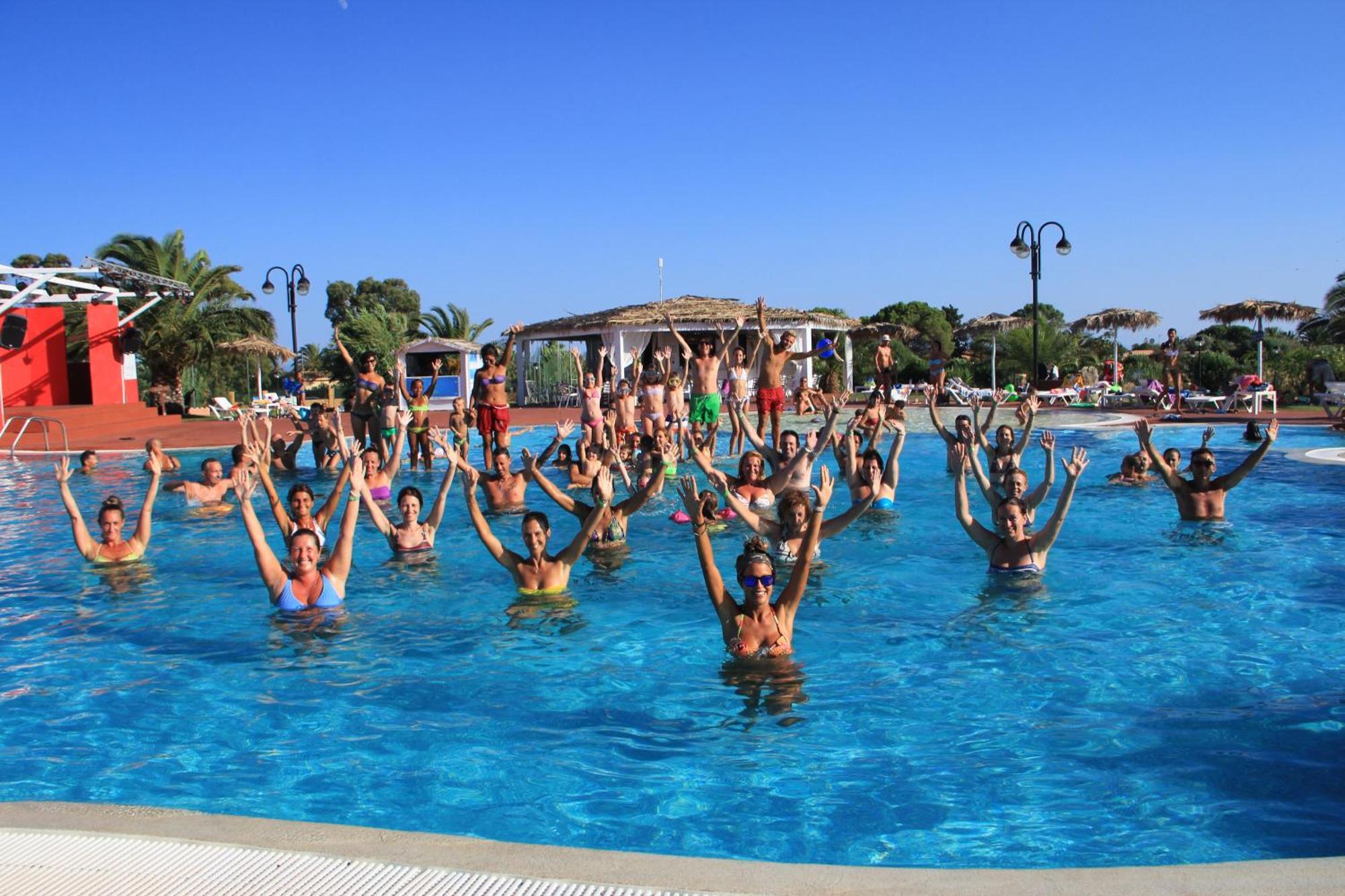 Rey beach Club Monte Nai Exterior foto